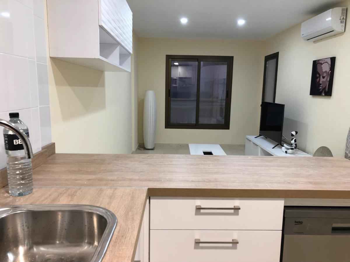 Moderno Apartamento en Primera línea Paseo Marítimo Fuengirola Exterior foto