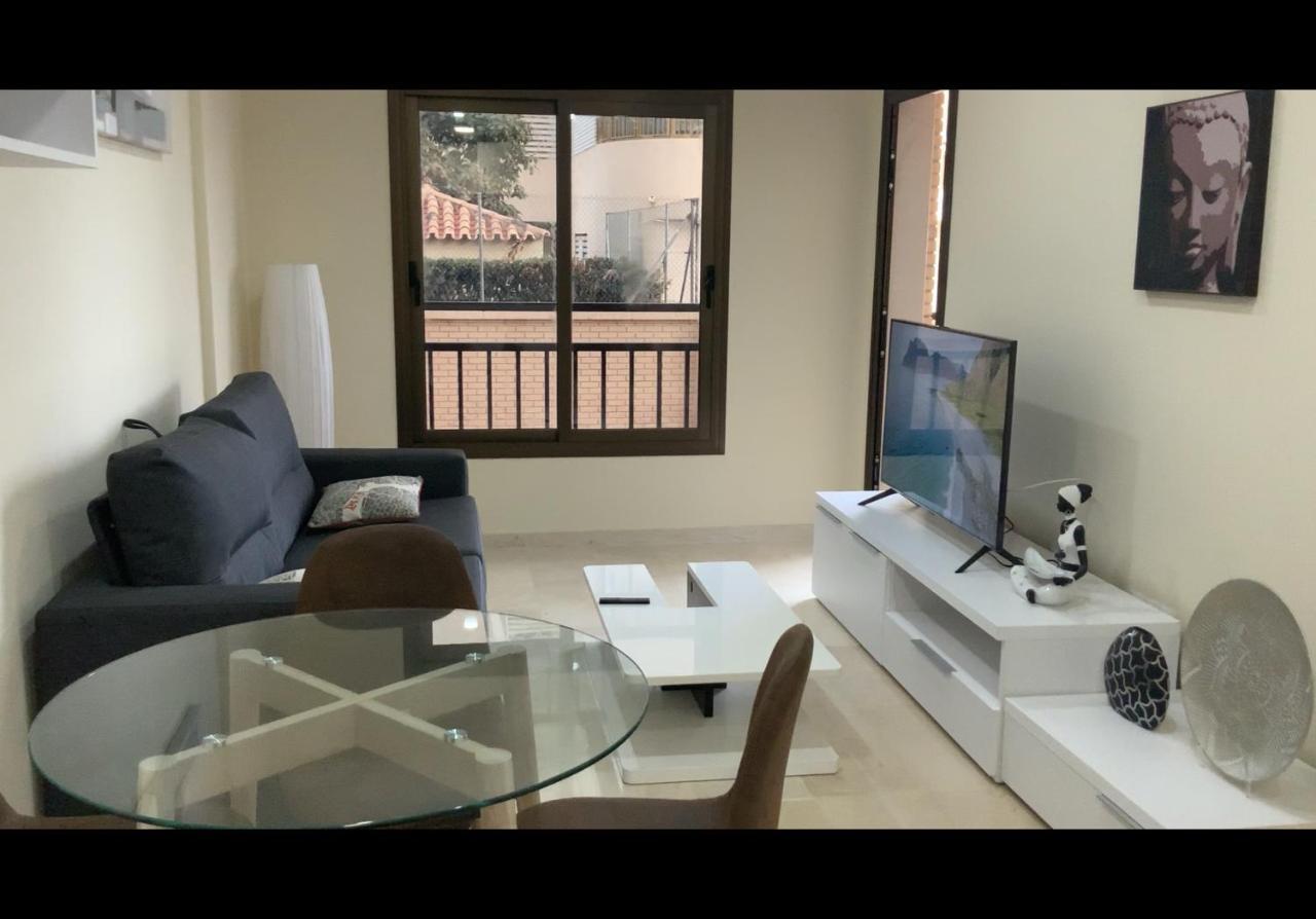 Moderno Apartamento en Primera línea Paseo Marítimo Fuengirola Exterior foto